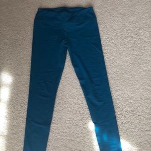 Never worn teal fabletics leggings